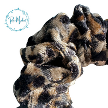 Load image into Gallery viewer, Velvet Animal Print Scrunchie
