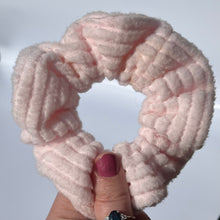 Load image into Gallery viewer, Baby Pink fluffy Scrunchie
