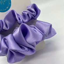 Load image into Gallery viewer, Lilac Satin Set Set
